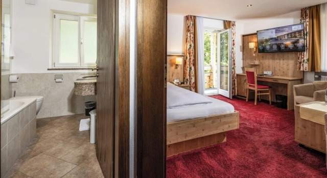 Номер Comfort Alm- & Wellnesshotel Alpenhof