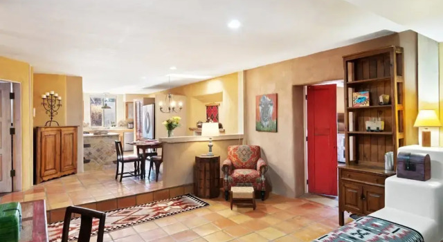 Casa Carmen Zia - Comfortable East Side Elegance - NEW Listing, Varaa Lomakoti Santa Fe New Mexico