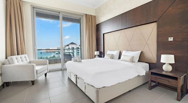 WelHome - Deluxe Apartment With Panoramic Sea Views