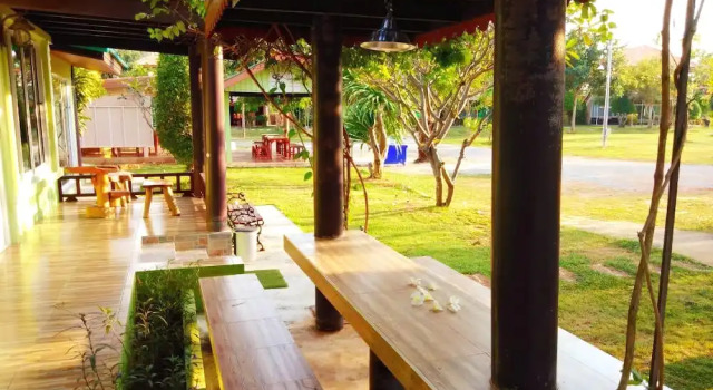 Sanghirun Resort, จอง รีสอร์ท ปราณบุรี ประจวบคีรีขันธ์, ใกล้ Pak Nam Pran Beach