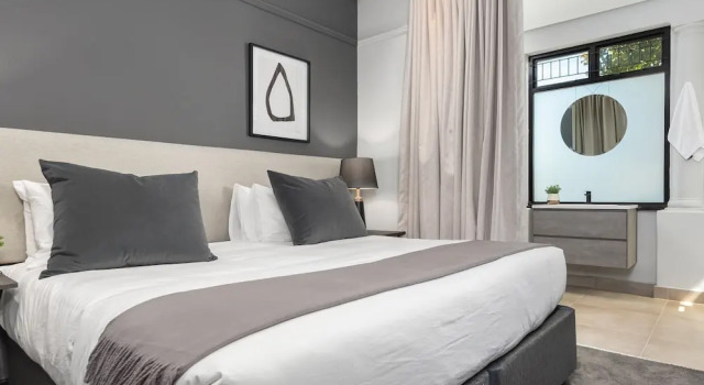 Студия Deluxe One Calais Luxury Apartments