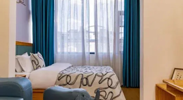 Люкс с 3 комнатами Lijiang Yihe Light Luxury Homestay (Lijiang Ancient City South Branch)