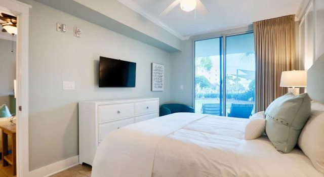 Waterscape C202 - 3 Br condo by RedAwning, Varaa Huoneisto Hotellit Emerald Coast uima-altaalla, Uima-allas