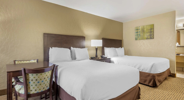 Четырёхместный номер Standard Best Western of Hope