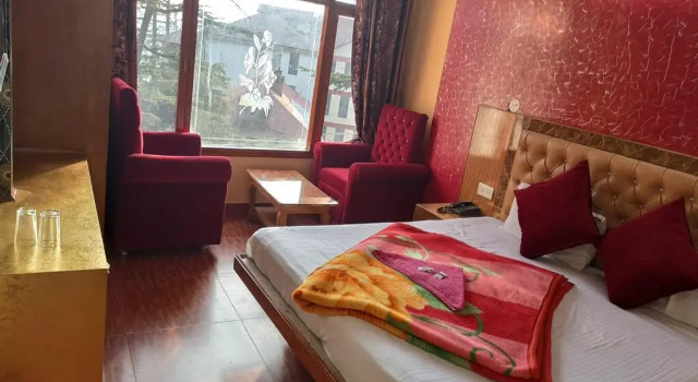 Номер Superior Goroomgo King Palace Shimla
