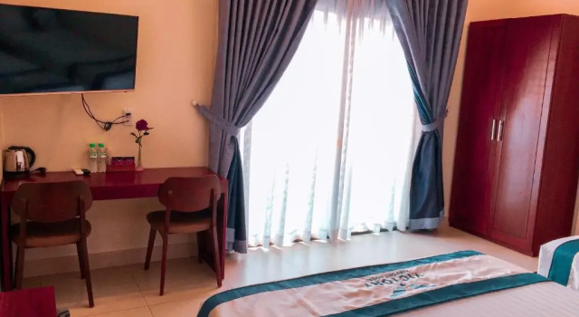 Четырёхместный номер Standard с балконом Victory Airport Hotel
