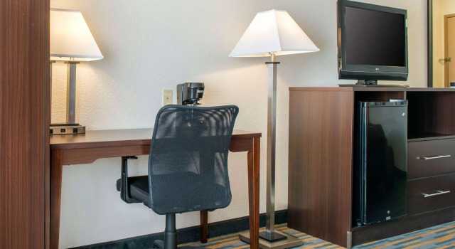 Двухместный номер Standard Quality Inn Noblesville-Indianapolis