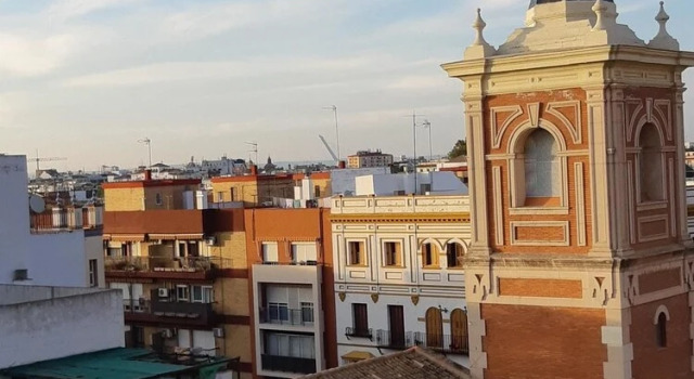 Studio in Sevilla, With Wonderful City View, Terrace and Wifi, Забронировать Отель Севилья провинция Севилья, рядом с Торре-дель-Оро