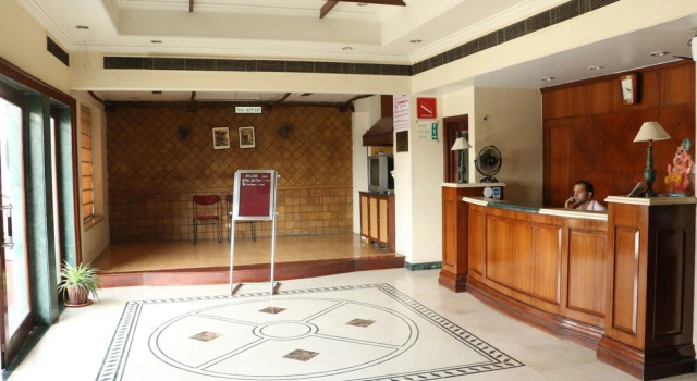 OYO 1898 Hotel Aditya