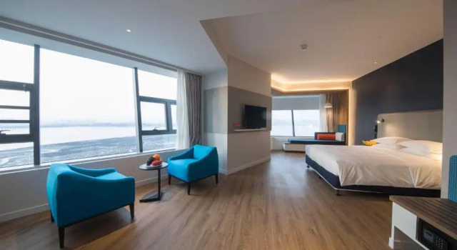 Номер Deluxe Holiday Inn Express Xiamen Airport Zone by IHG