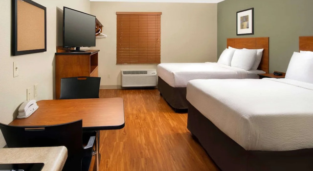 Четырёхместный номер Standard WoodSpring Suites Chicago Romeoville