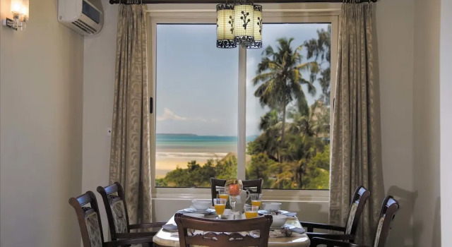 Номер Executive Пентхаус с 2 комнатами с балконом Penthouse Near the Beach with WiFi