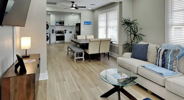 Blue Oasis Retreat, Book Feriehus Sommerhuse i Houston, Hytte