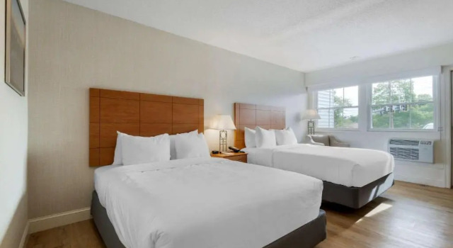Четырёхместный номер Standard Seasider Motel