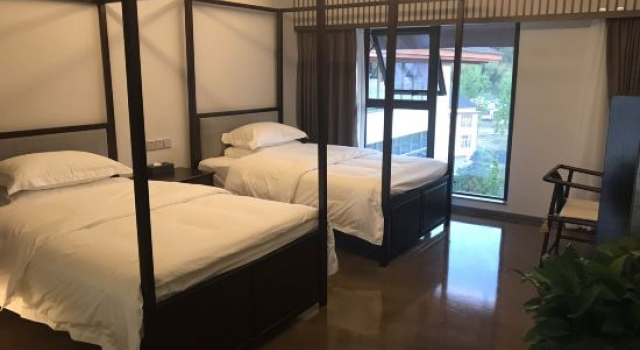 Dongxianyi Hotel (Taohuayuan Town Branch)