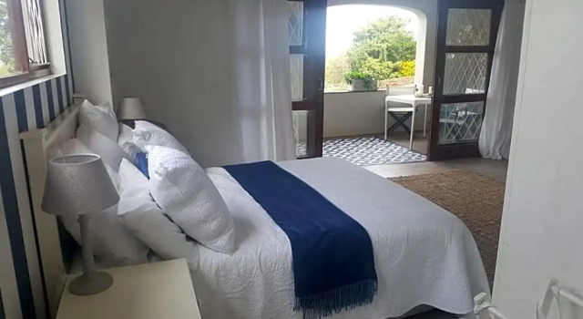 Lucky Fishes, Забронировать Отель Саутбрум Durban South Coast, рядом с Southbroom Golf Club