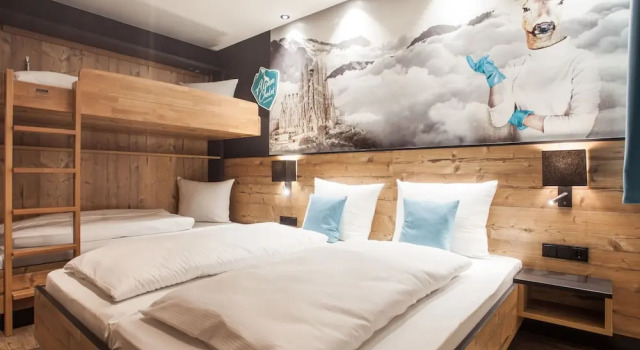 Коттедж с балконом Marvelous Holiday Home in Gaschurn near Cross Country Skiing