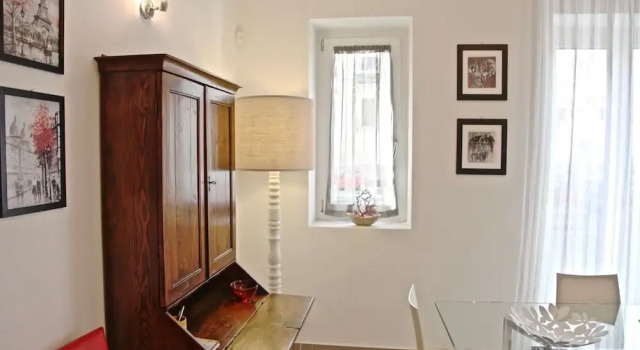 Rentopolis - Casa Margò, Book Hotel Palermo Sicilien