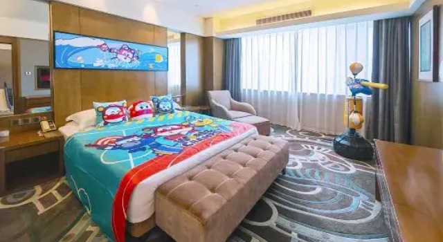 Семейный люкс с видом на улицу Maya Gleetour Hotel Wuhan