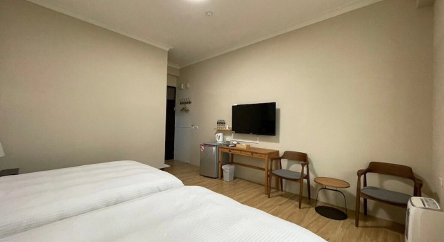 Четырёхместный номер Deluxe Small Ryukyu Loju sunrise Inn