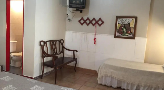 Четырёхместный номер Standard Posada Casa de Borgoña