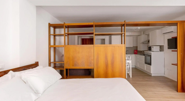 Bright and Cozy Studio by Wonderful Italy, Забронировать Отель Болонья провинция Болонья, рядом с Башня Гарисенда