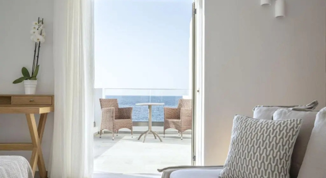 Двухместный номер Superior seafront Maritimo Beach Hotel