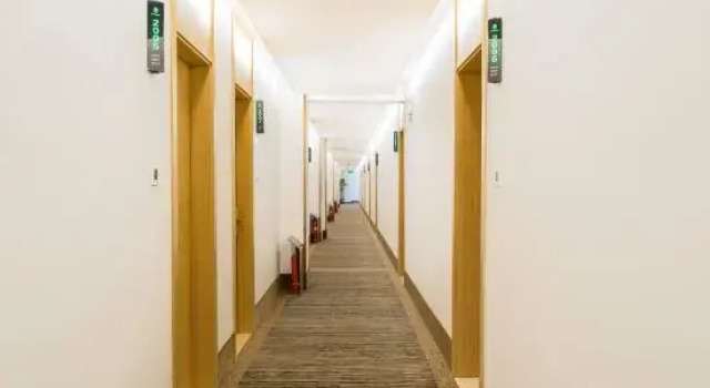 GreenTree Inn