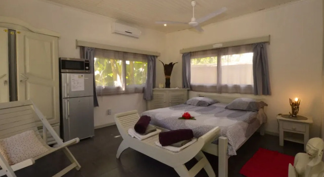 Номер Standard с красивым видом из окна Le Laugaut's Bungalows