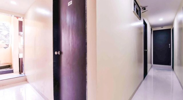 OYO 4960 Hotel new shree niwas, Забронировать Отель Отели штата Махараштры 3 звезды, 3*