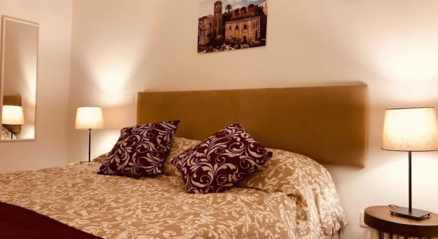 B&B Ohana, Забронировать Отель «постель и завтрак» Отели Палермо с парковкой, рядом с San Francesco D'Assisi Basilica - Palermo, Парковка