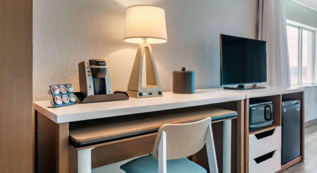 Четырёхместный номер Standard с частичным видом на океан Dolphin Sands Clearwater Beach, an Ascend Collection Hotel