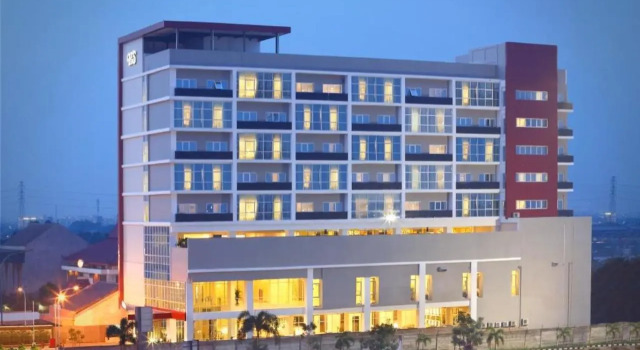 Hotel Santika Cikarang, Réserver Hôtel Hôtels à Cikarang avec parking, Parking