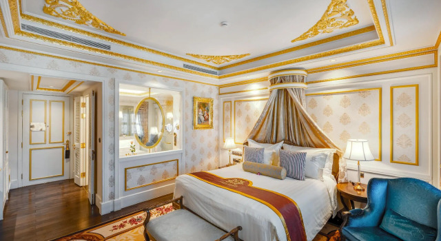 Номер Superior Dalat Palace Heritage Hotel