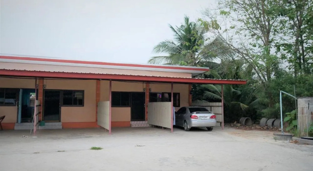 Krunhai Homestay, Забронировать Отель Си Самронг Sukhothai Province