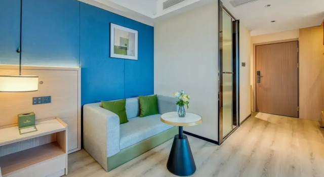 Rezen Longhh Hotel (Guangzhou Shayan Subway Station Lefeng Square Store), Boek Hotel Hotels in Guangdong met parkeren, Parkeren