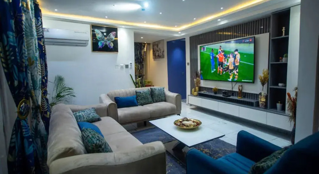 Fully Furnished Two Bedrooms, Modern Kitchen, Wifi