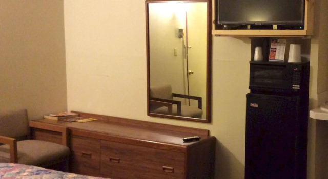Regency Inn, Rezervați Hotel Bridgeport Michigan