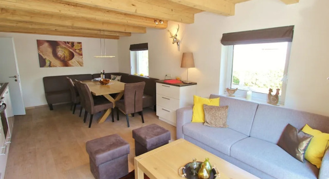 Ferienwohnung Salzburg, Забронировать Отель Брукк-ан-дер-Гросглоккнерштрасе Europa Sportregion