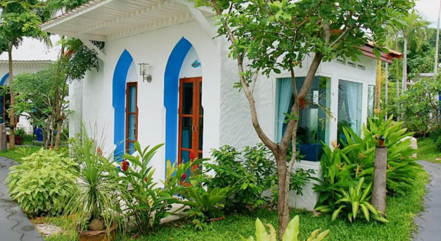 Вилла рядом с пляжем Baan Montra Beach Resort