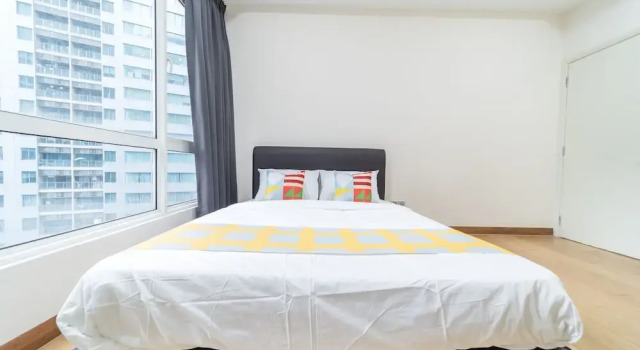 Номер Classic OYO Home 89449 Fancy 2 Bedroom Crest Residence