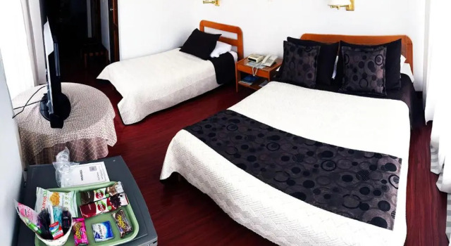 Трёхместный номер Standard Hotel Galerias Pasto