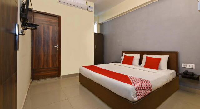 OYO Flagship 42752 Greenfield Colony, Забронировать Отель Фаридабад штат Харьяна