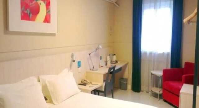 Номер Standard с видом на улицу Jinjiang Inn Nanchang Minde Road