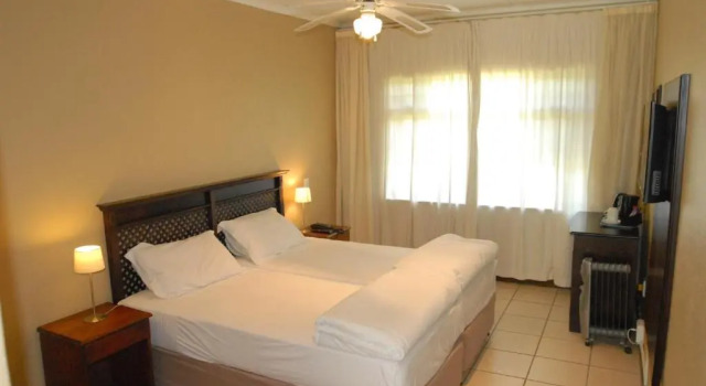 Emafini Country Lodge