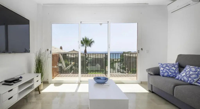 2308- 2bedrooms apt with stunning sea view-terrace