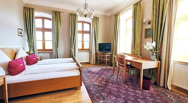 Hotel & Restaurant Waldschloss, Réserver Hôtel Schardenberg 