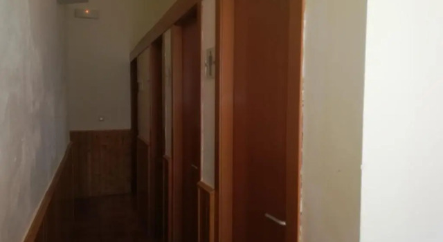 Кровать в общем номере Albergue Convento De San Francisco