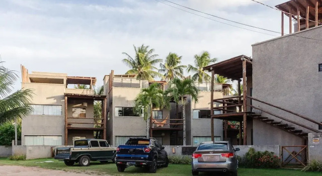 LBH - Houses in a Condominium With Swimming Pool and Barbecue