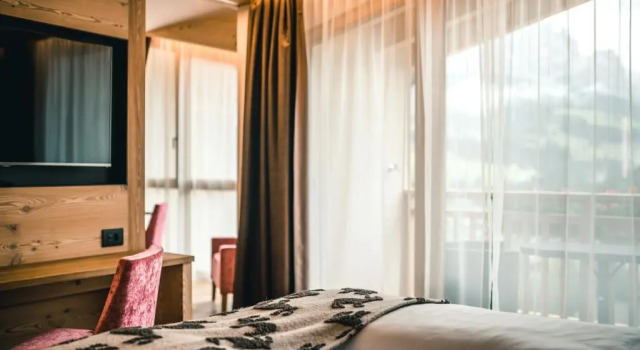 Hotel Dolasilla, Забронировать Отель Отели Бадия с парковкой, Парковка